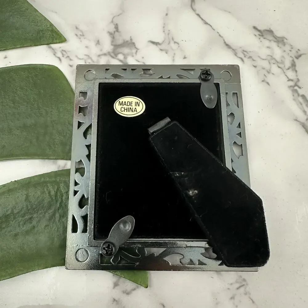 Vintage Y2k Silver Tone Floral Scroll Metal Picture Frame Mini Cottagecore